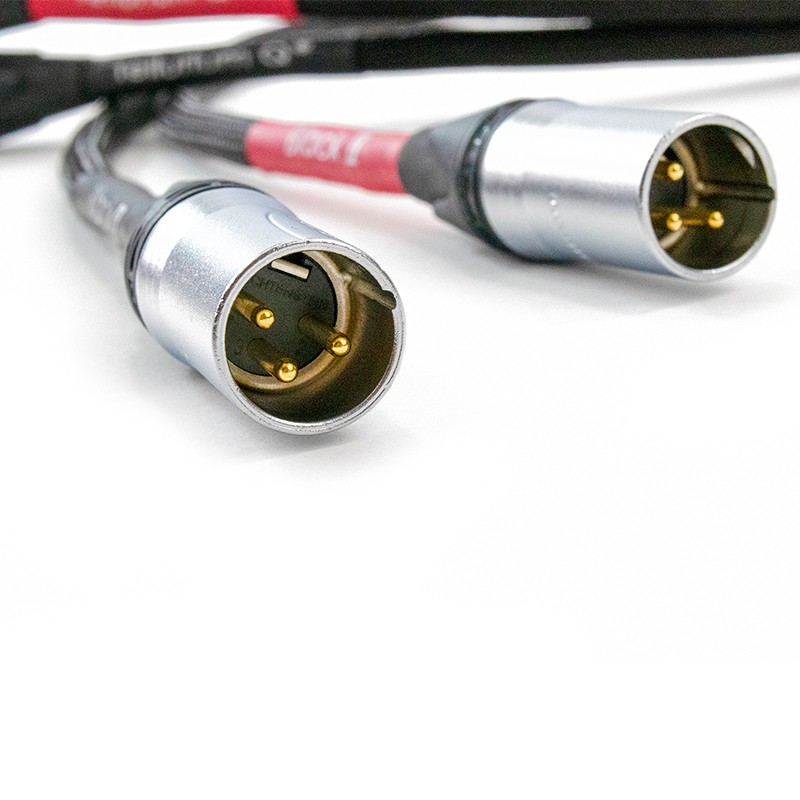 Tellurium_Q_Black_XLR Cable_800x800_dwakanaly_2