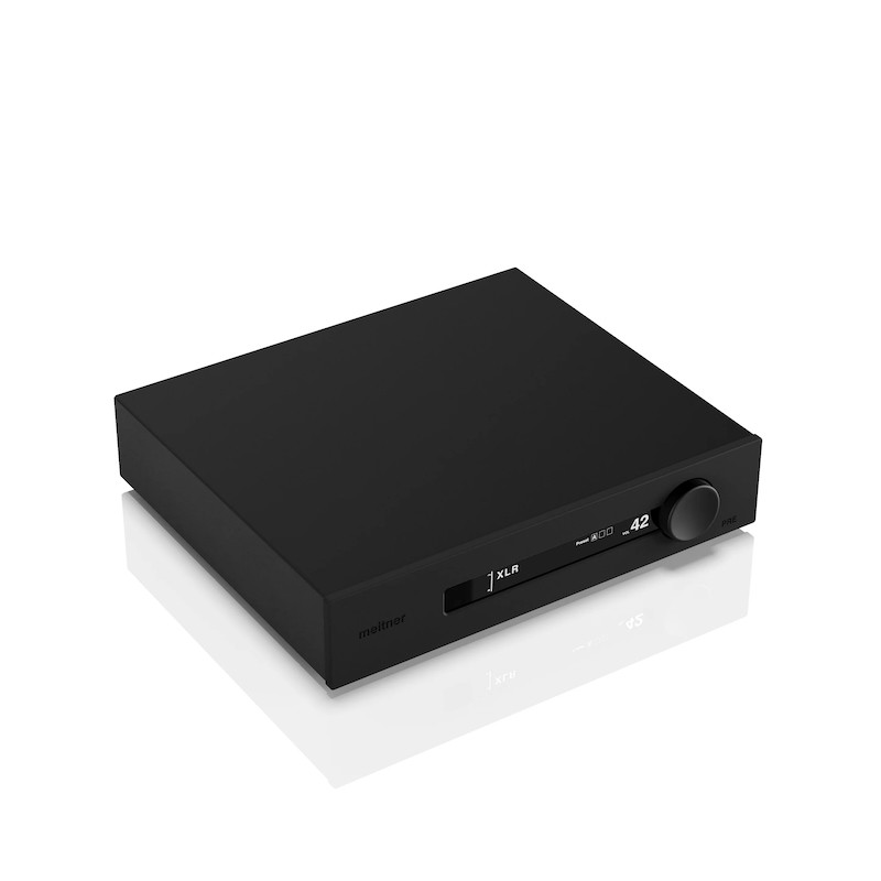 MAPRE-1-2-white-black.png-kopia